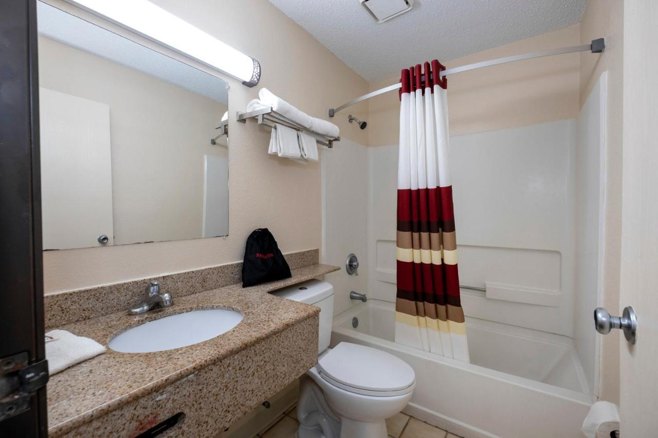 Red Roof Inn Norfolk - Portsmouth Εξωτερικό φωτογραφία